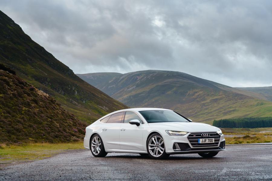  Audi S7 Sportback TDI 2019 года  (UK) (фото 33 из 41)